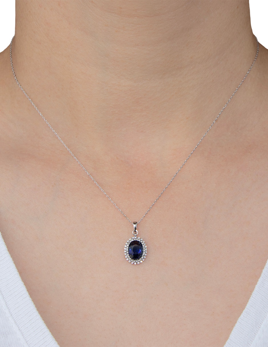 Collar con dije de ovalado 3