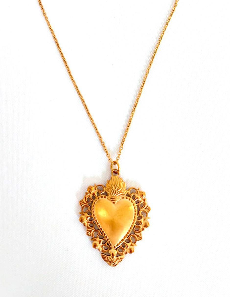 Collar con dije Sagrado Corazón de corazón Joyería con Alma Collar con dije Sagrado Corazón de corazón Joyería con Alma