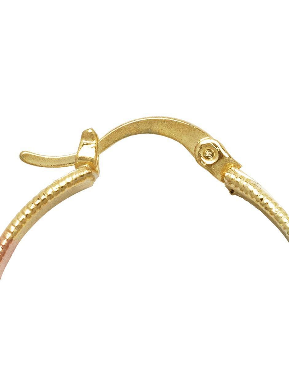 Arracadas de flor 18 K con acabado chapa de oro 3