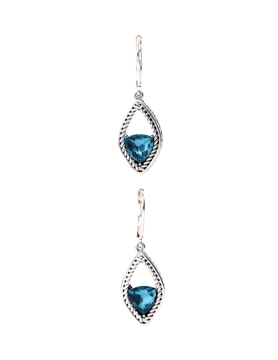Aretes con acabado brillante