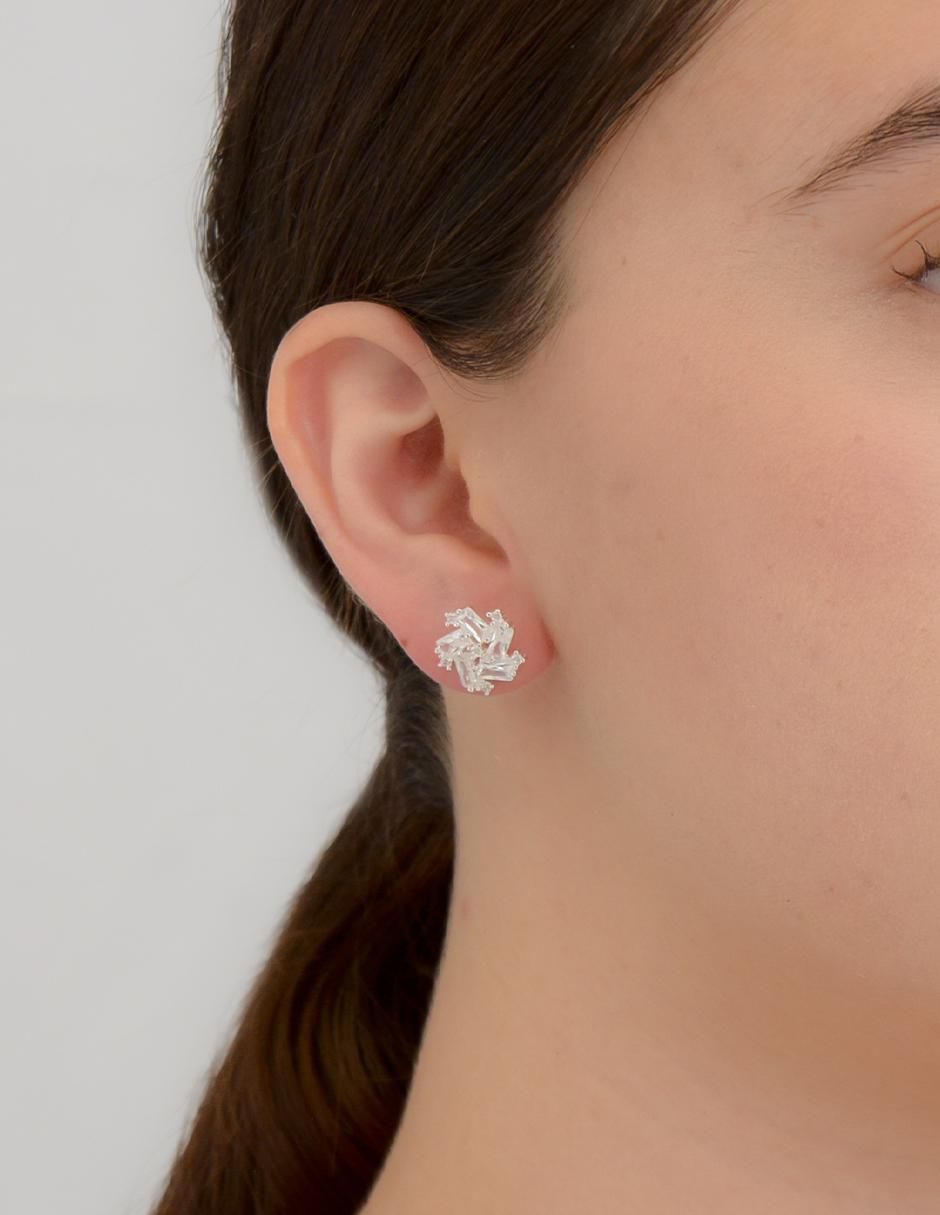 Aretes de flor de plata P 925 con acabado pulido