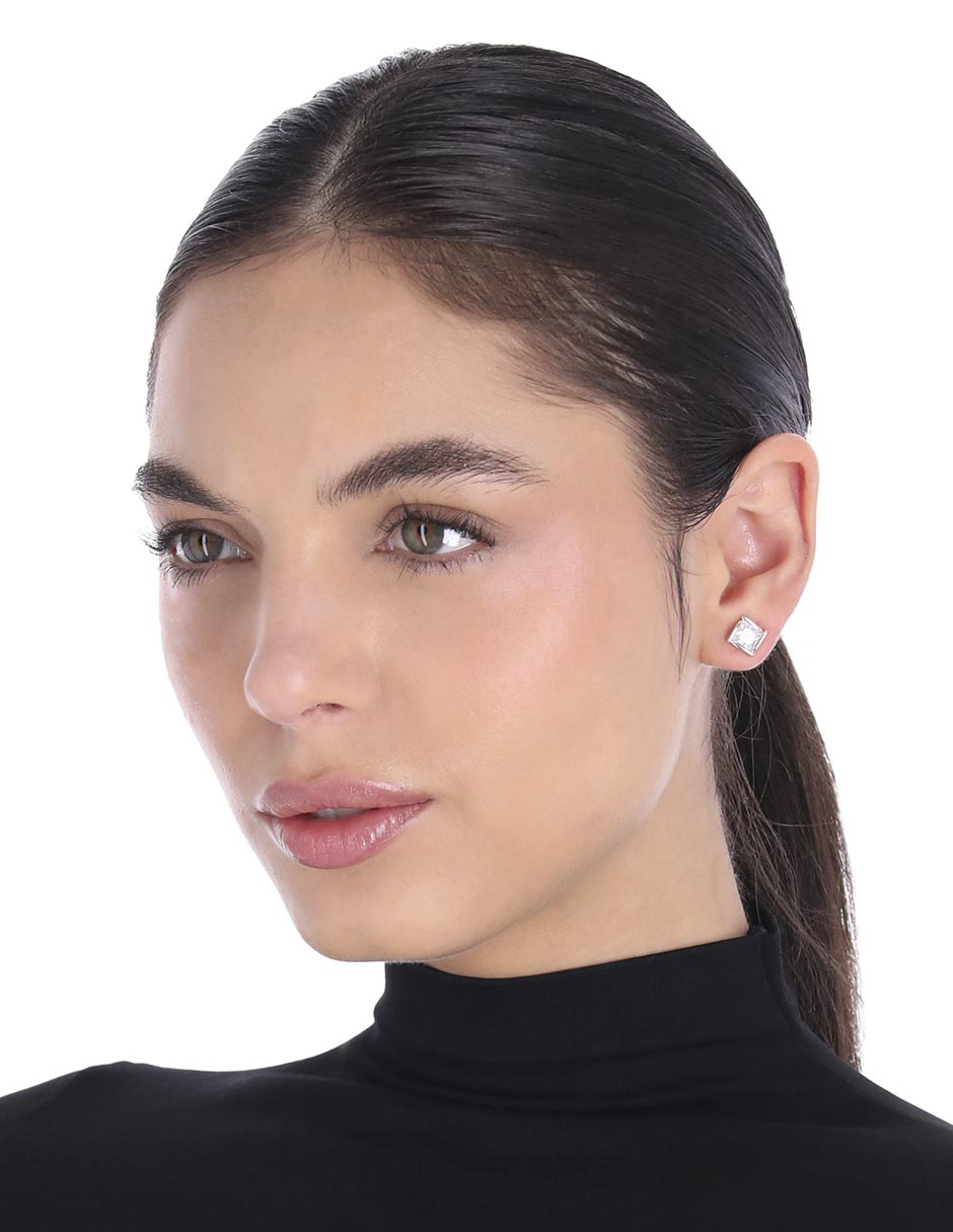 Aretes 22 k con acabado brillante 3