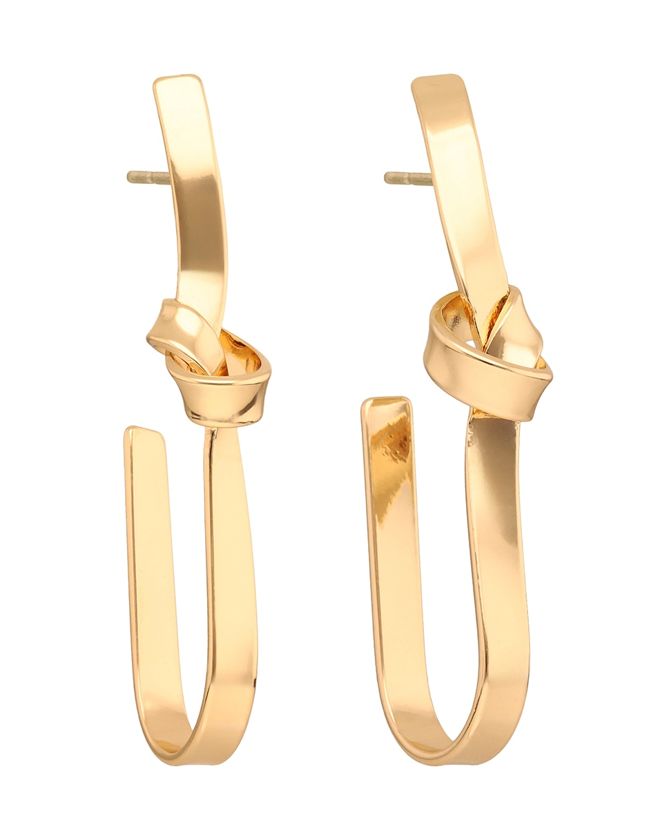 Aretes largos con acabado brillante 5