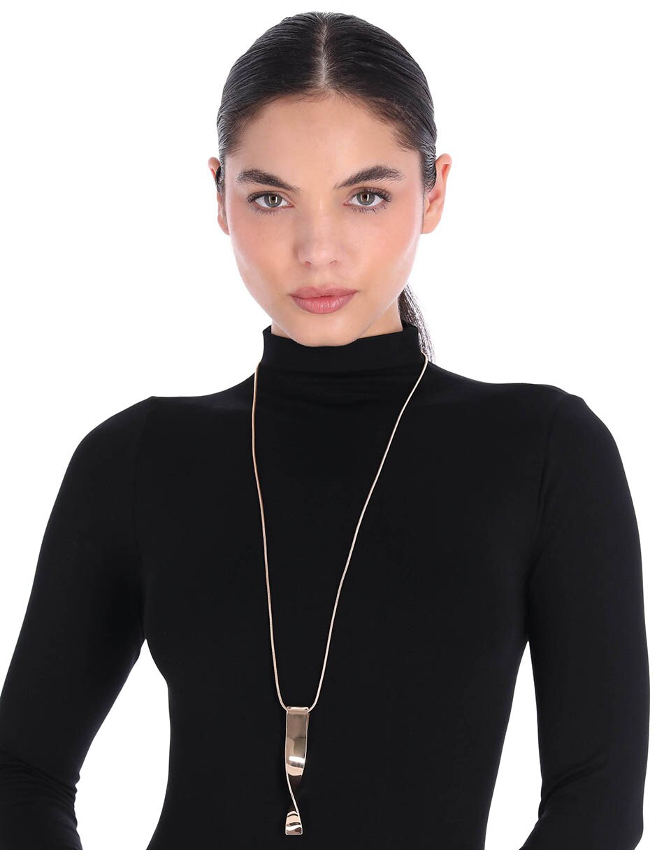 Collar 5