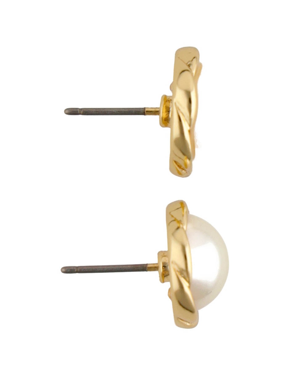Aretes cortos circulares Anne Klein con acabado pulido