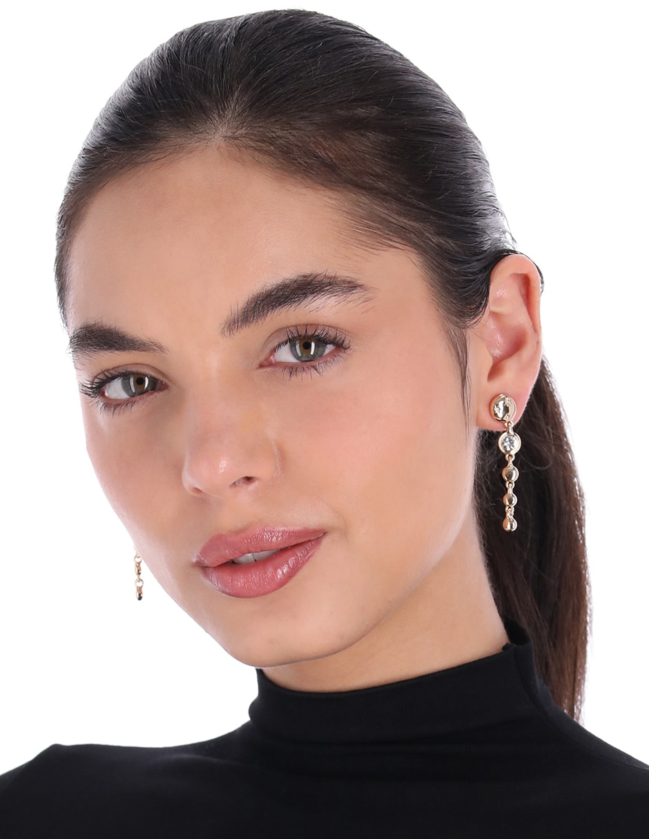 Aretes circulares con acabado brillante 3