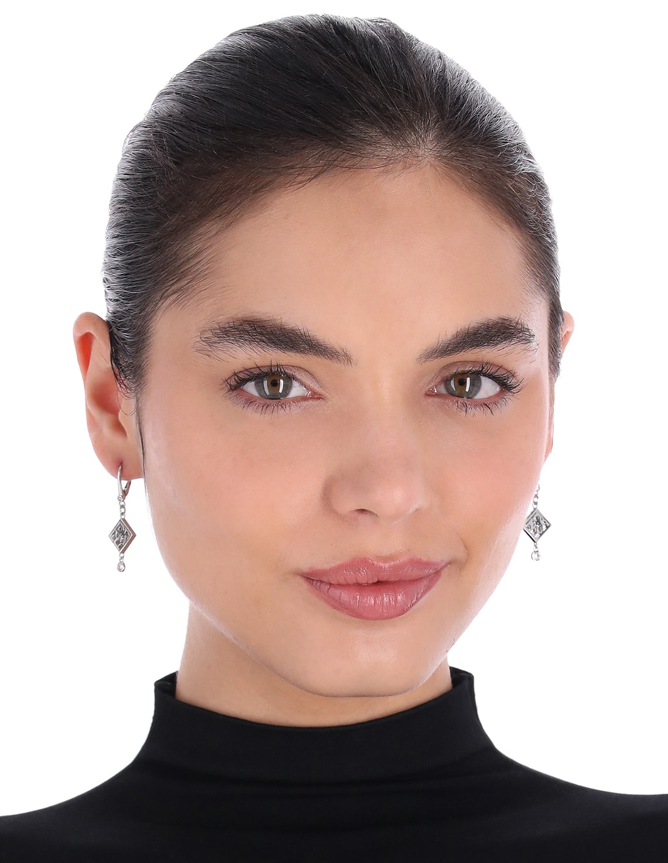 Aretes de rombo con acabado brillante circonita 2