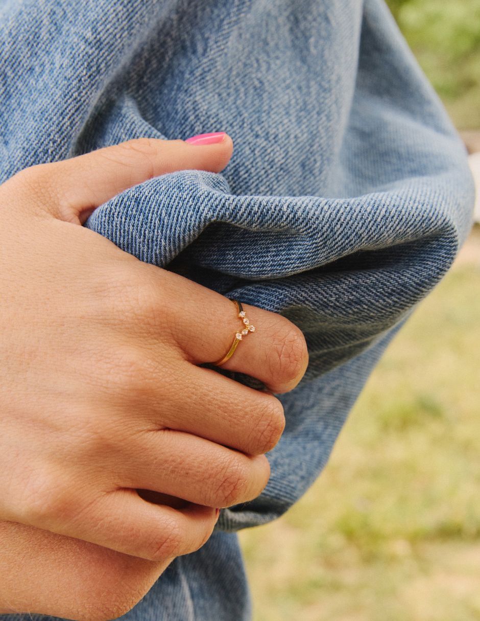 Anillo geométricos Olivia Wild circonita baño de oro 3