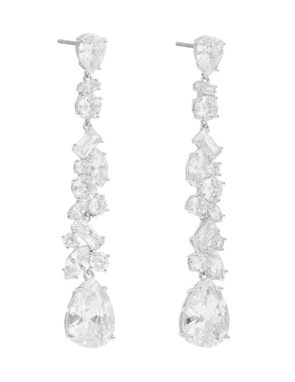 Aretes largos Diamonds And Debutantes con acabado brillante cristal 4