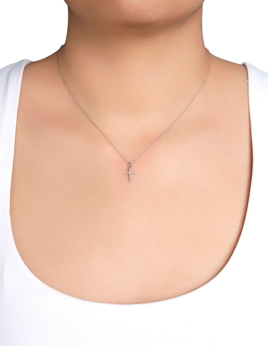 Collar con dije de cruz CARRÉ de plata P 925