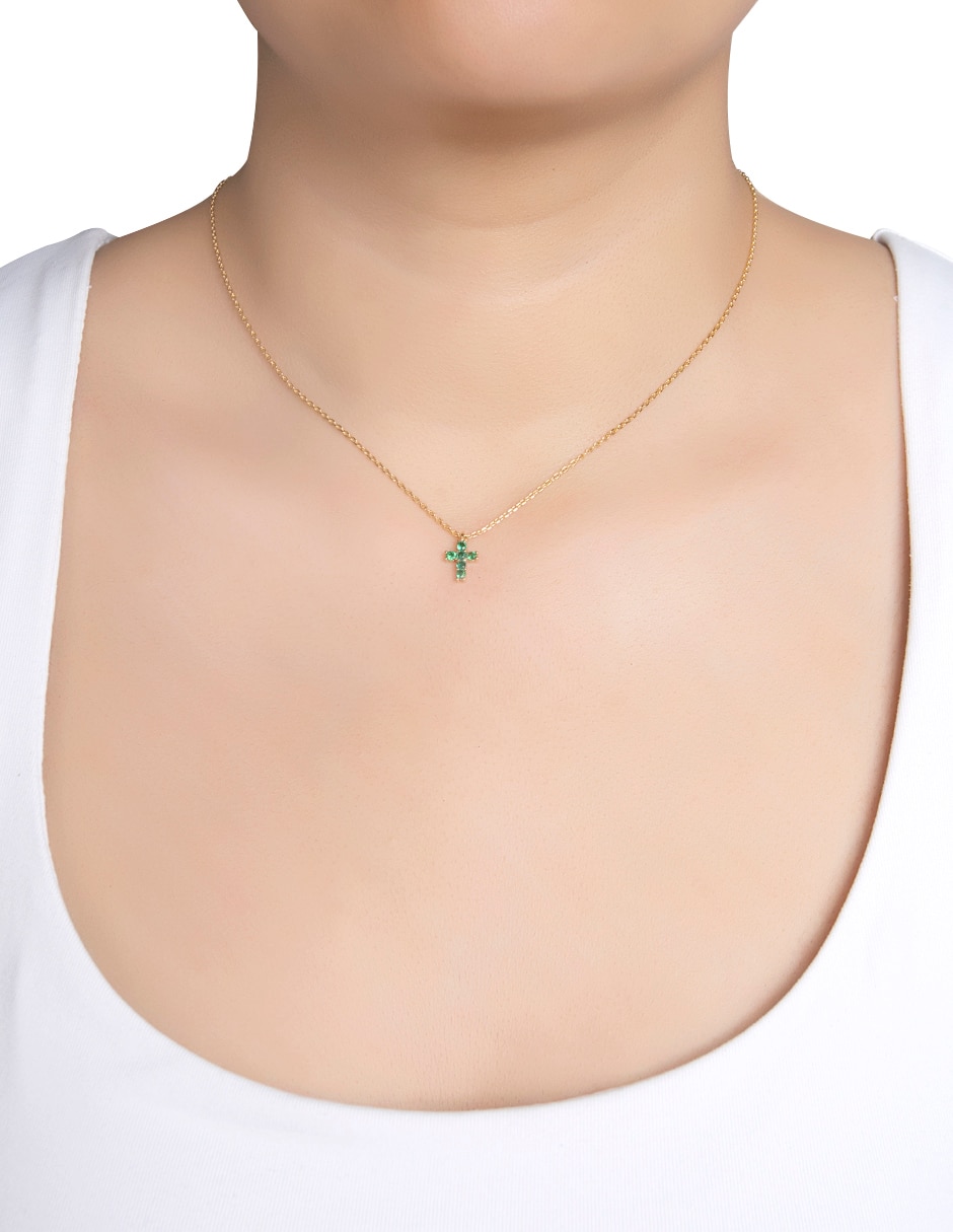 Collar con dije de cruz de plata P 925