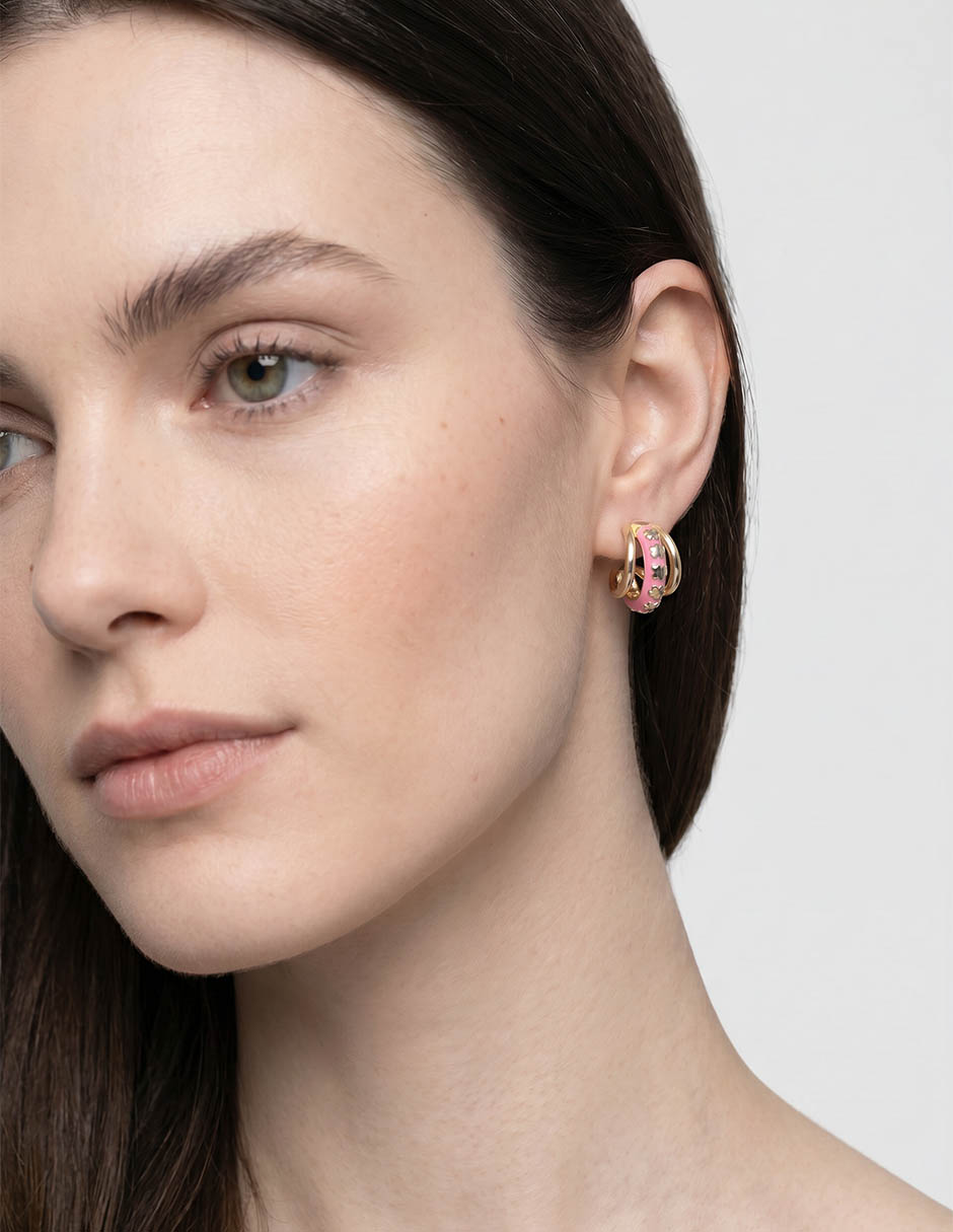 Aretes Cortos Con Acabado Brillante 3