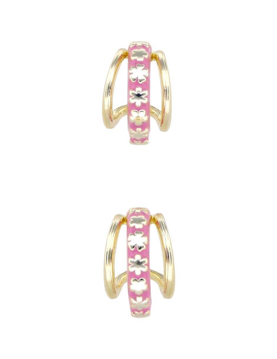 Aretes Cortos Con Acabado Brillante Aretes Cortos Con Acabado Brillante