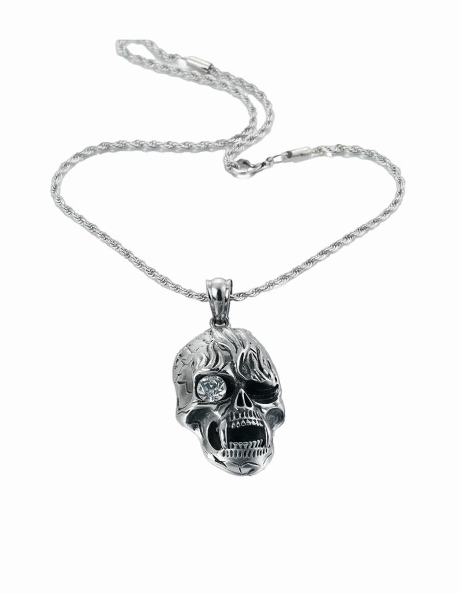 Collar con dije de calavera Collar con dije de calavera