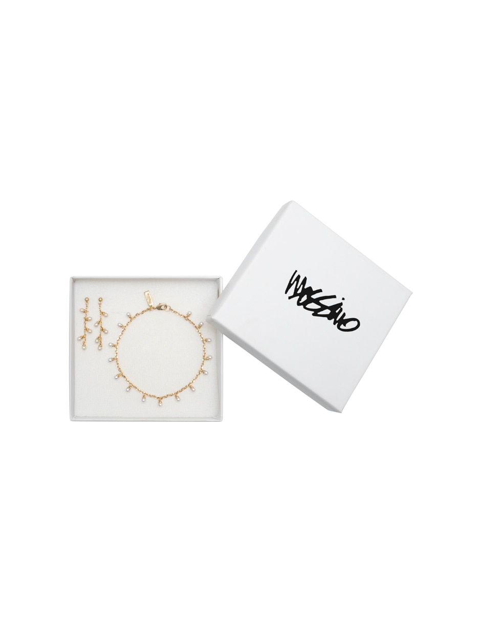 Aretes y pulsera
