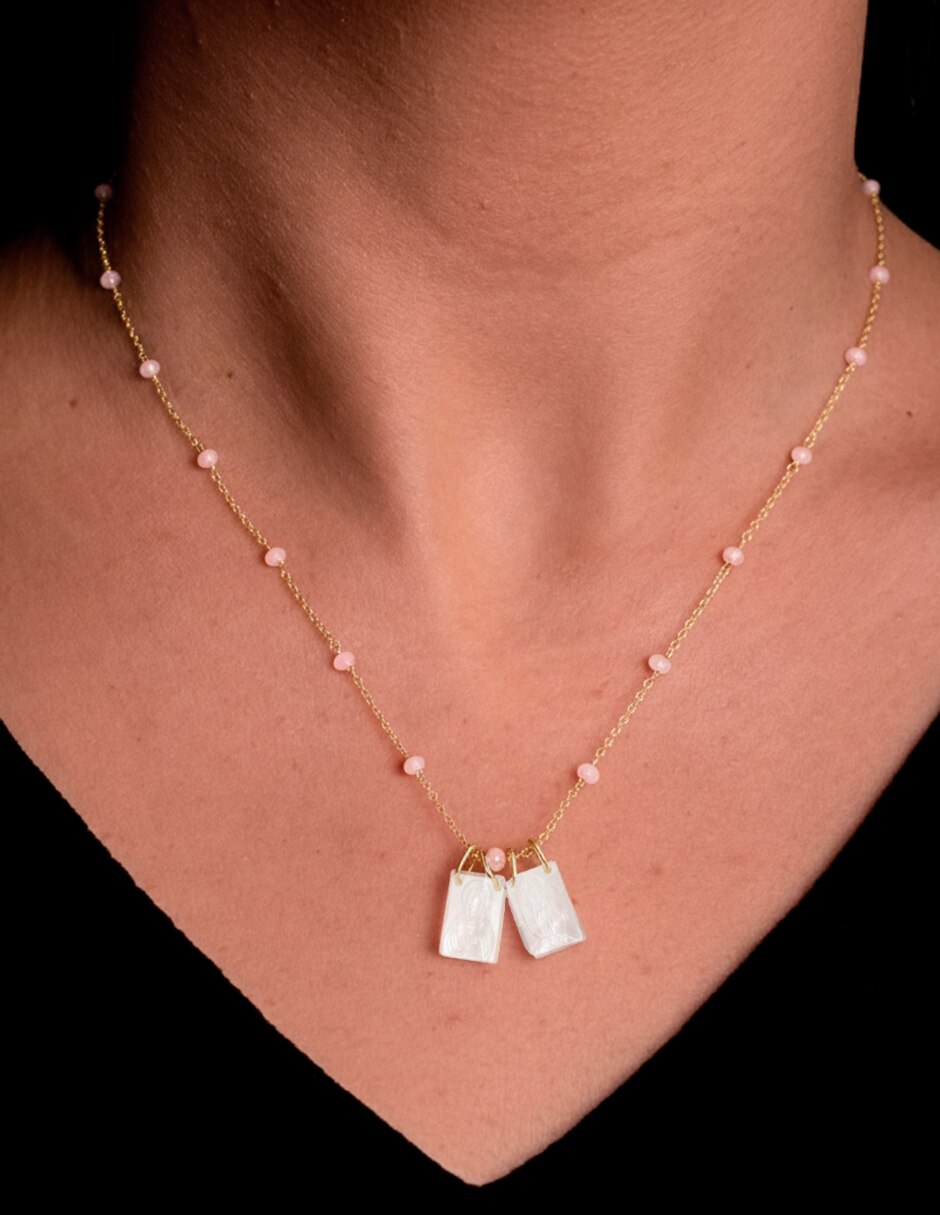 Collar virgen Religiosos con acabado baño de oro 14 K 3