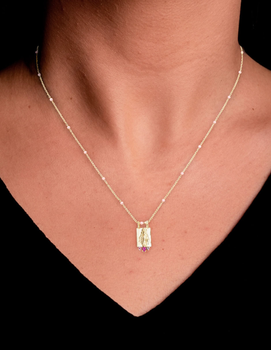 Collar virgen Religiosos con acabado baño de oro 14 K 4