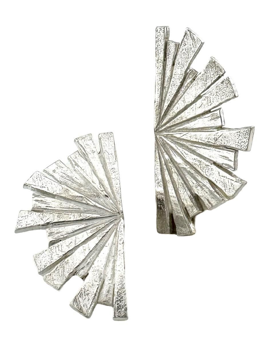 Aretes luz de plata P 925 con acabado lustre