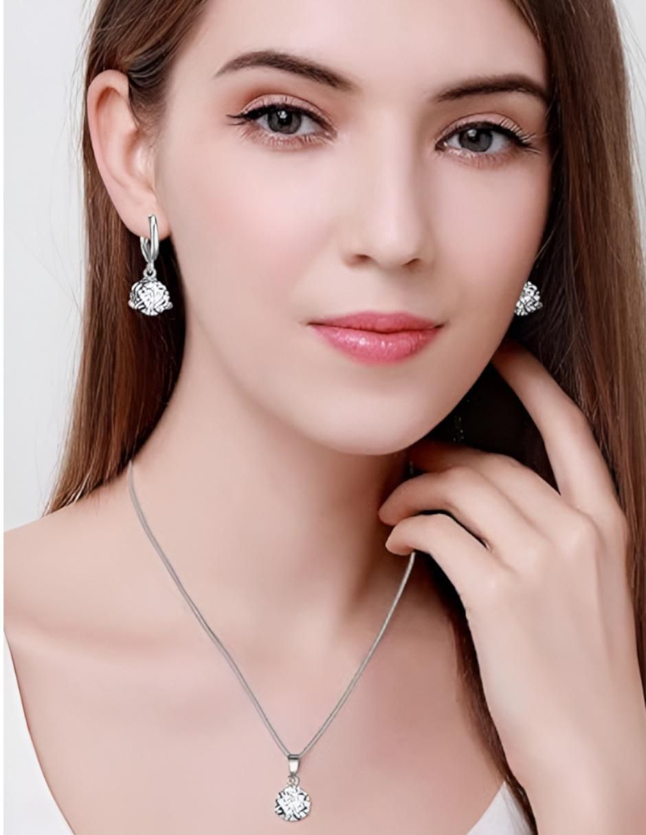Aretes y collar redondo zirconia 4