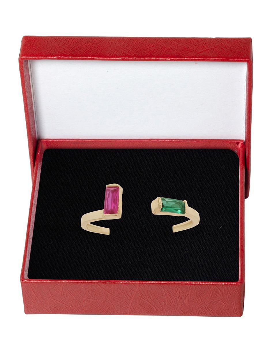 Anillo redondo 10 k de oro zirconia pulido