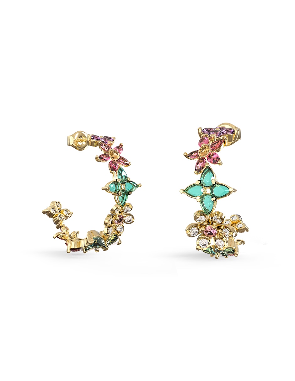 Aretes de flor con acabado pavé