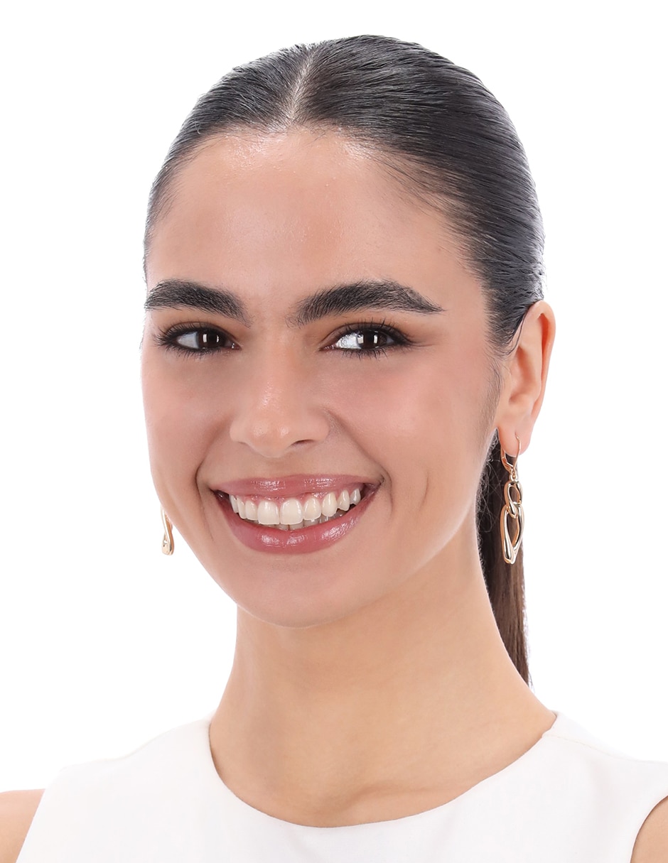 Aretes de eslabón Forever Linked con acabado brillante 2