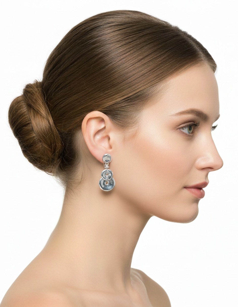 Aretes cortos Clip Capsule con acabado pulido