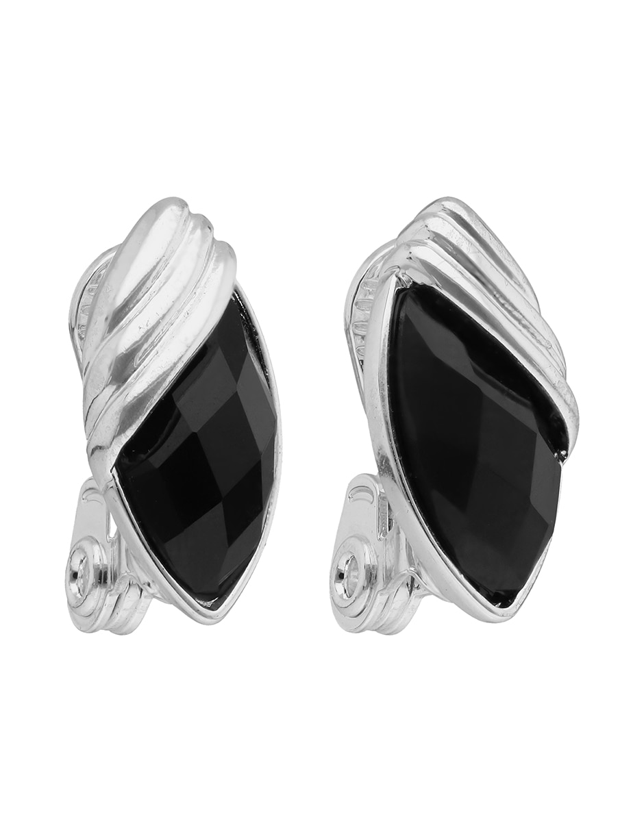 Aretes cortos ovalados night out con acabado liso pulido 2