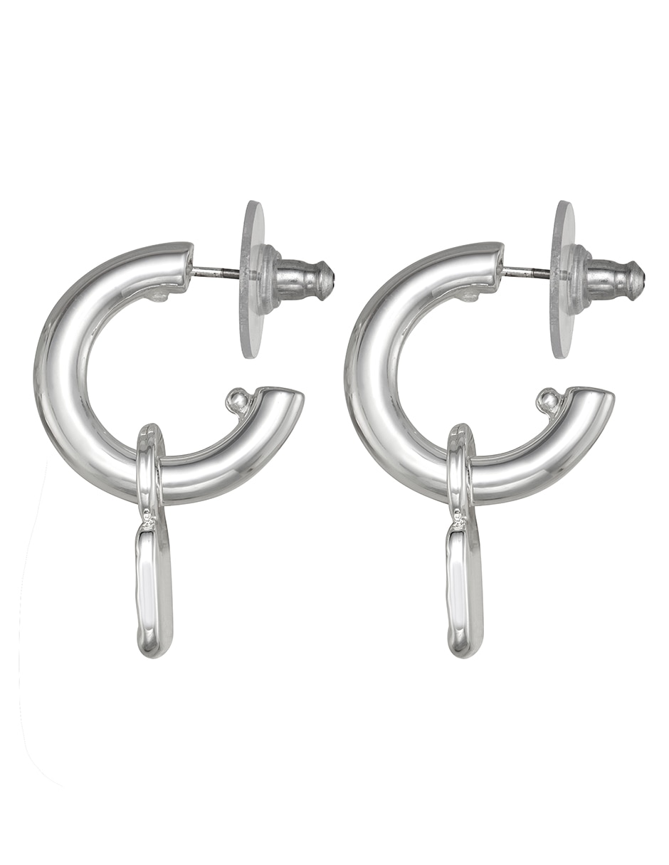 Aretes cortos Napier Basic Metal Ears con acabado pulido