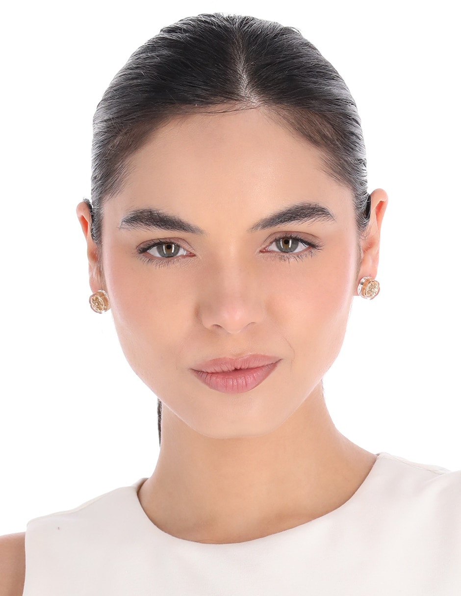 Aretes cortos COAUG25MRKT2 con acabado brillante