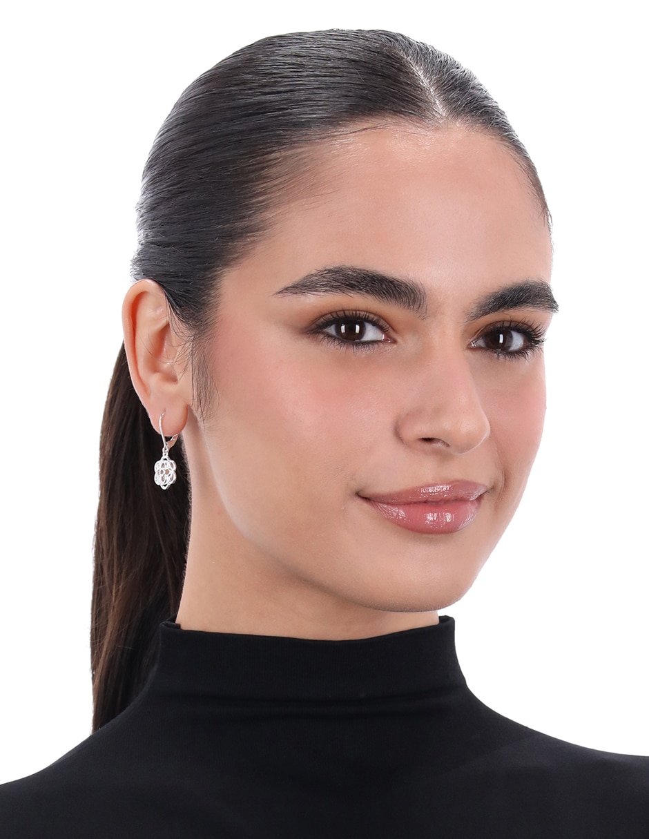 Set de aretes Silver Coins con acabado pulido 3