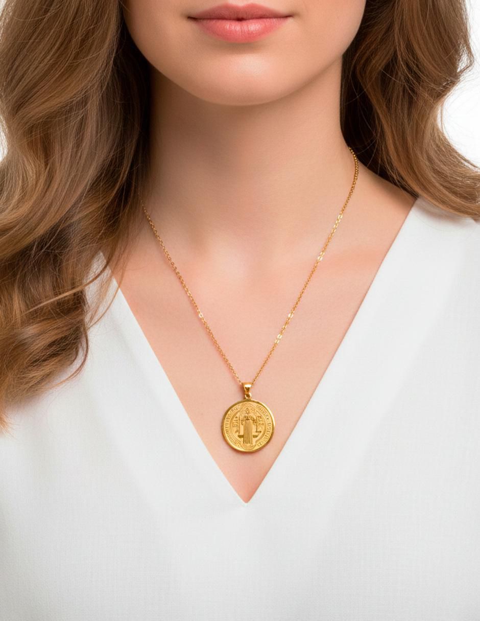Collar con dije San Benito 14 K