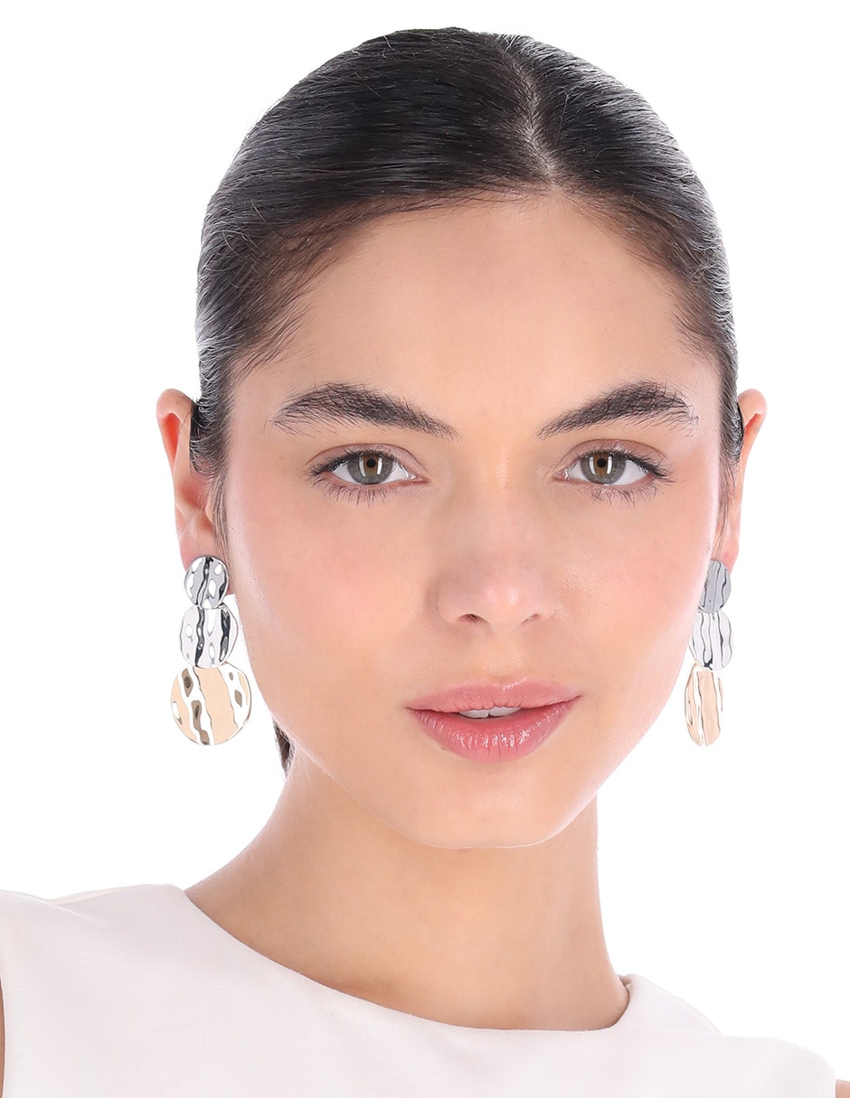 Aretes circulares Tritone Organic Discs con acabado martillado 3