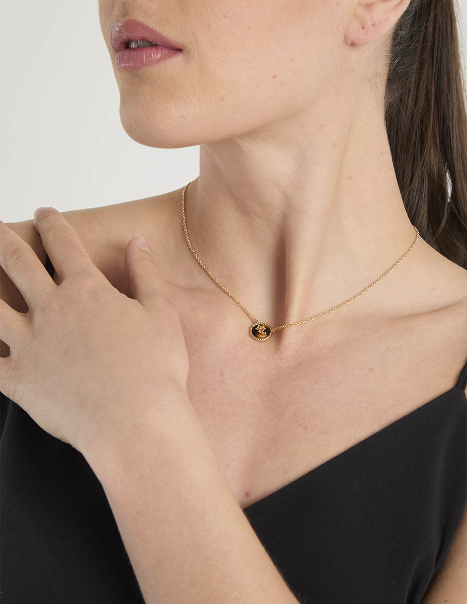 Collar 3