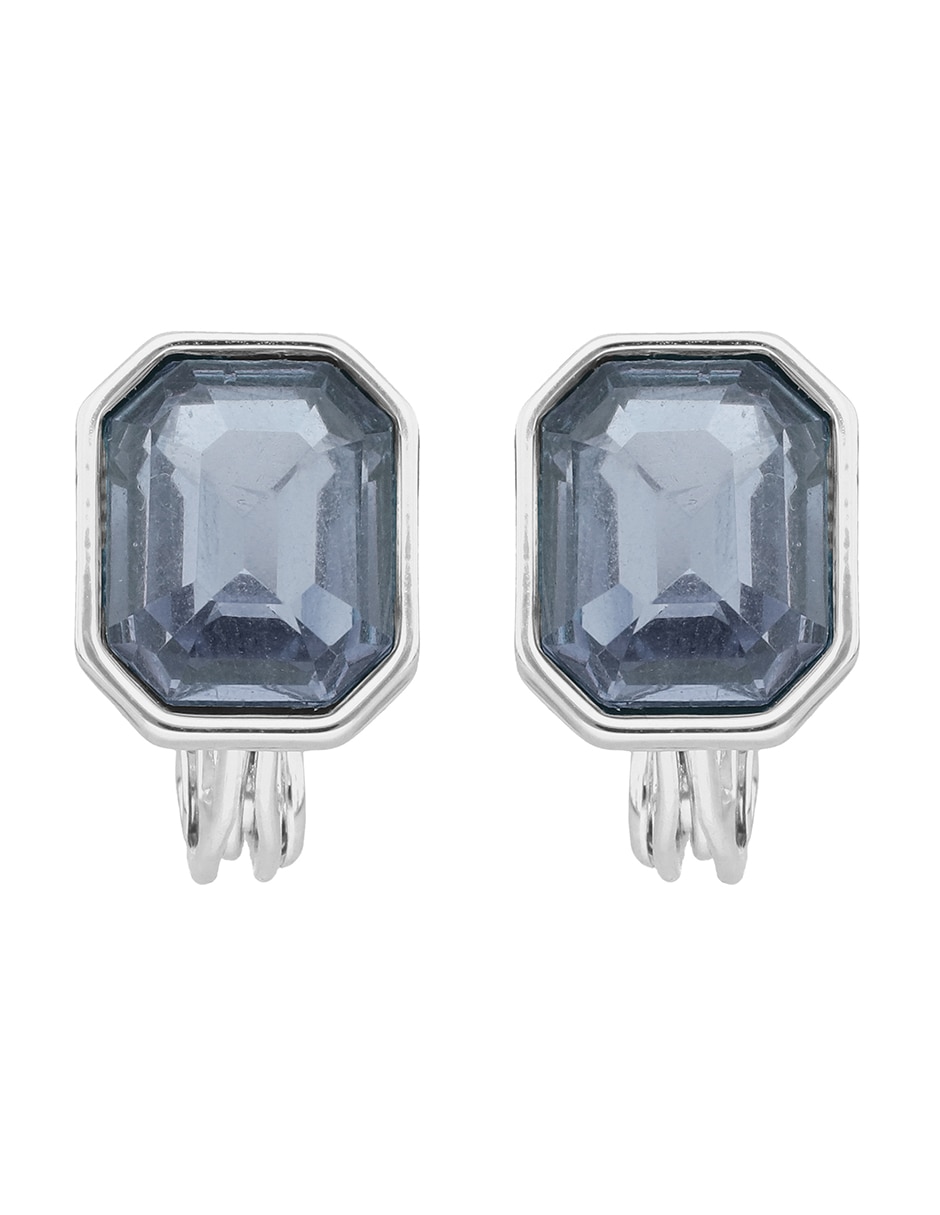 Aretes cuadrados Breezy con acabado pavé