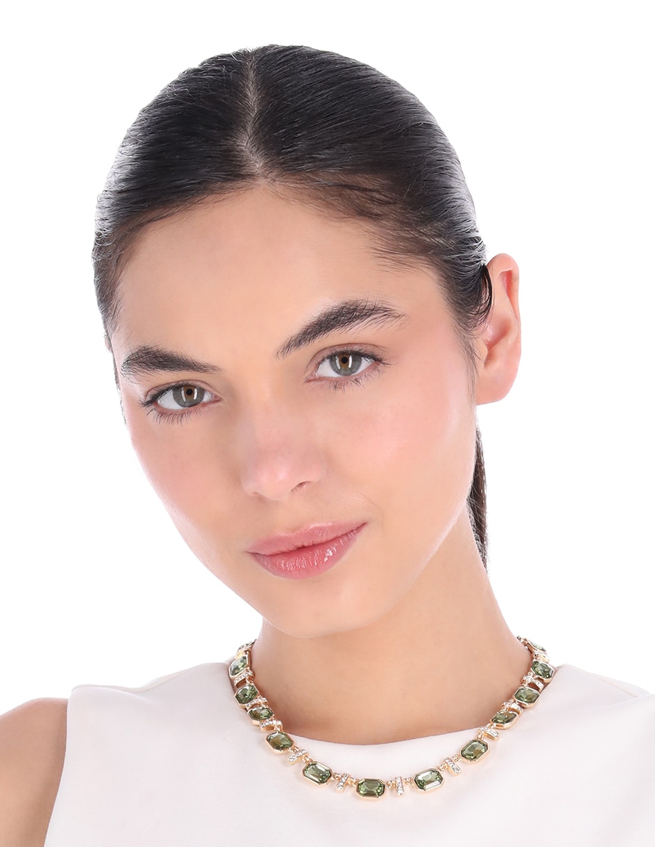 Collar Breezy Days 3