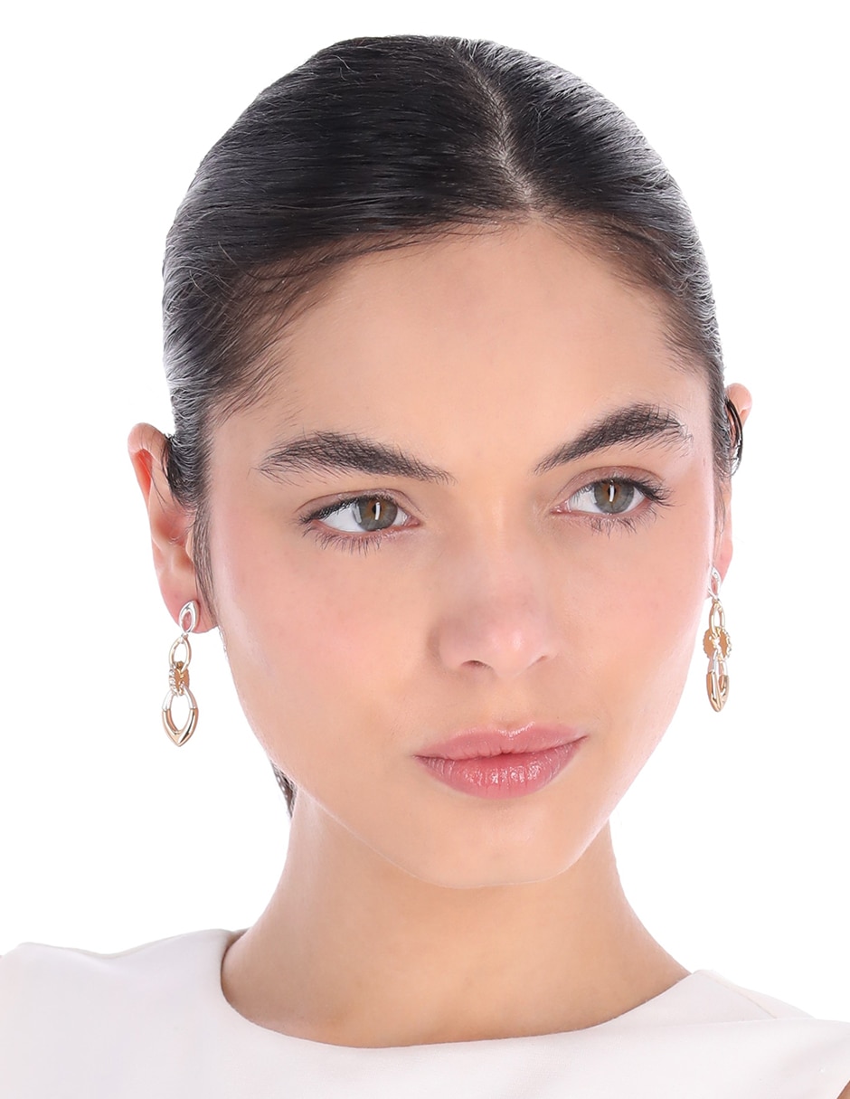 Aretes Tulip Time con acabado brillante 3