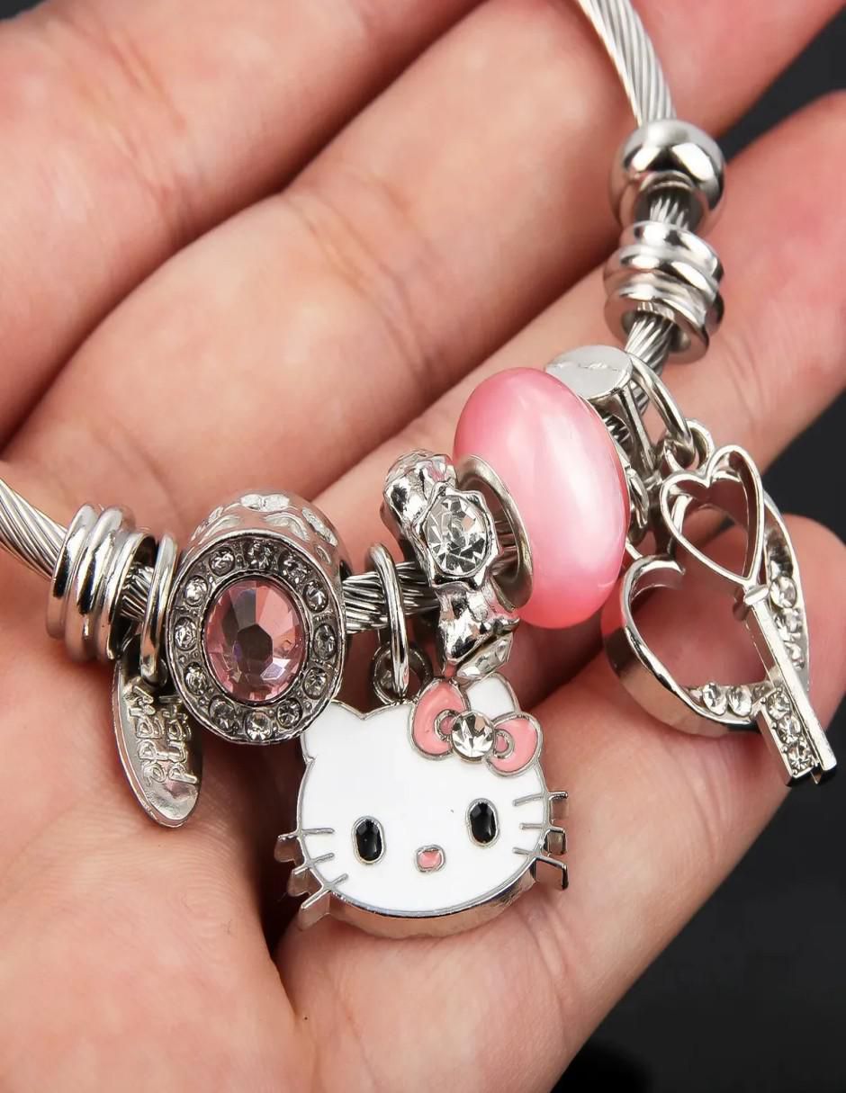 Aretes, collar y pulsera de figura Hello Kitty 3