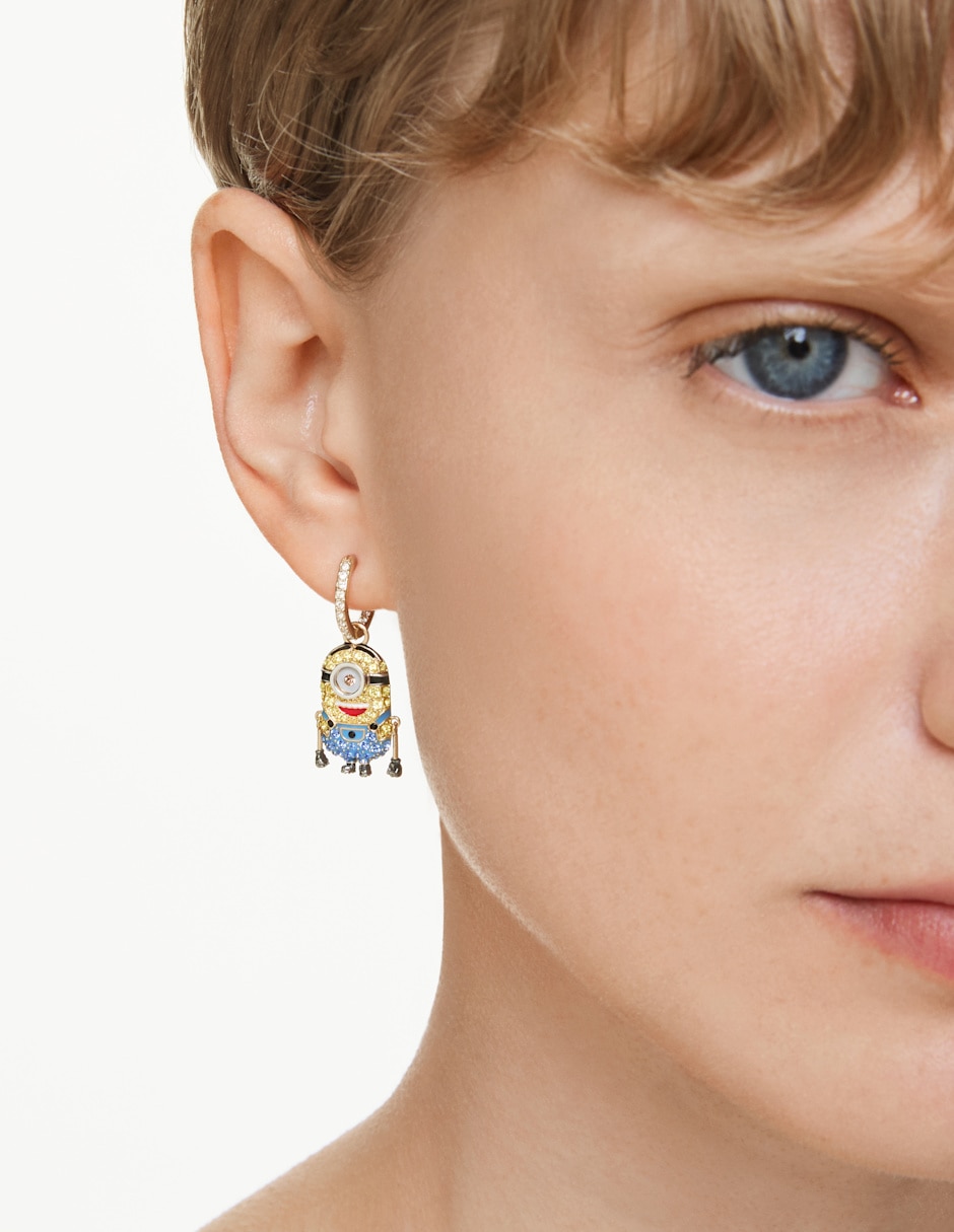Arete individual "de (si aplica)" irregular no aplica minions "de" metal sin kilataje "con acabado" brillante 5