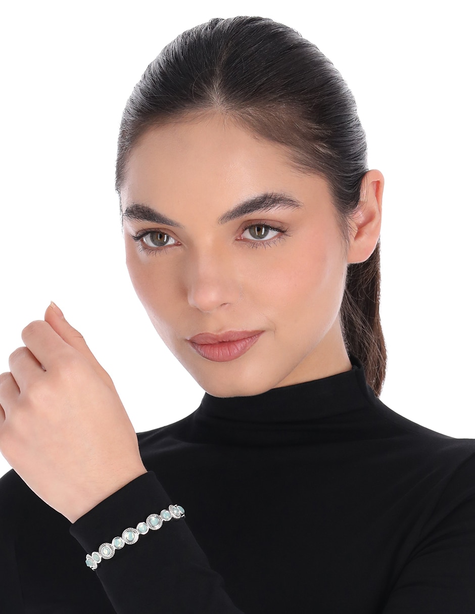Pulsera con color teardrop acabado
