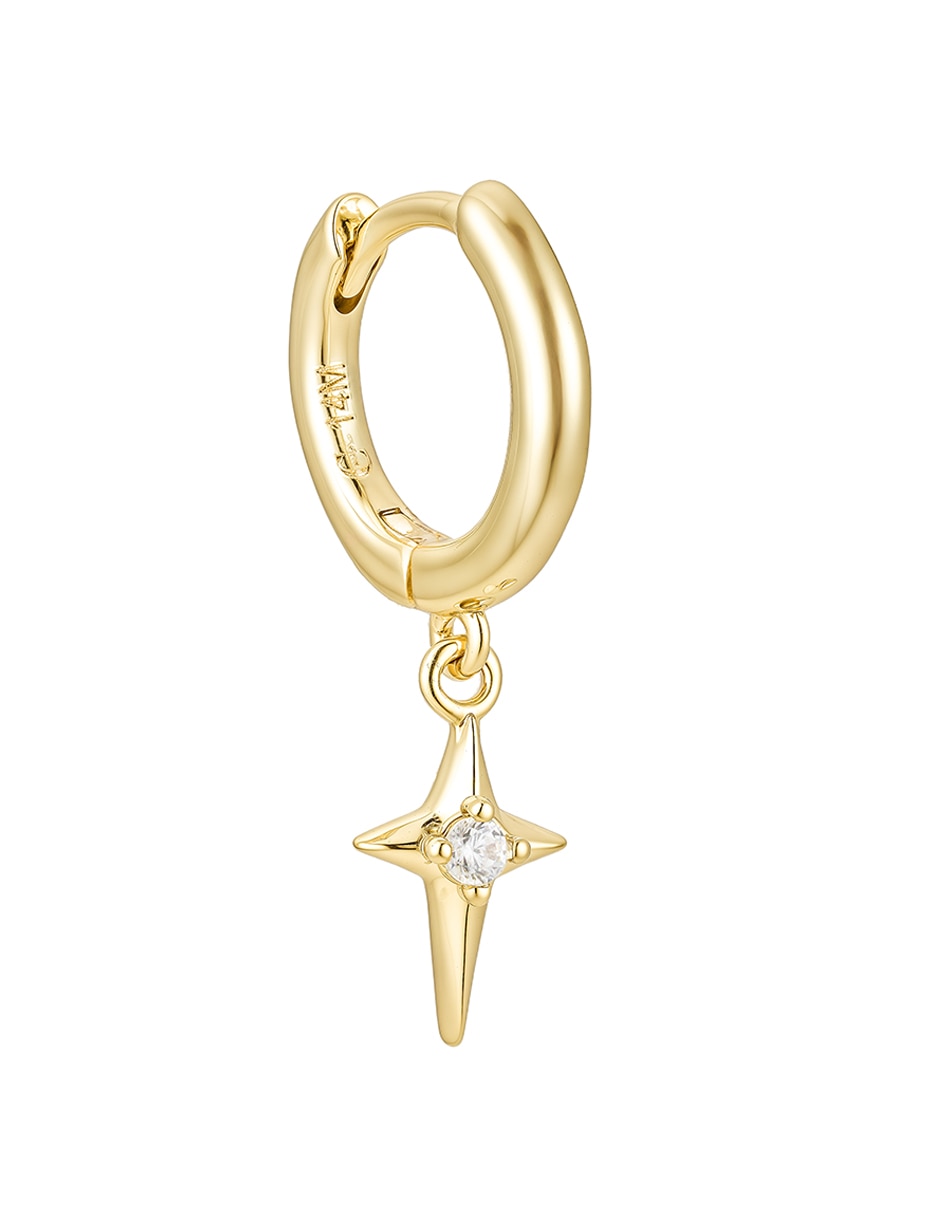 Aretes de estrella Golden con acabado baño de oro 14 K 2