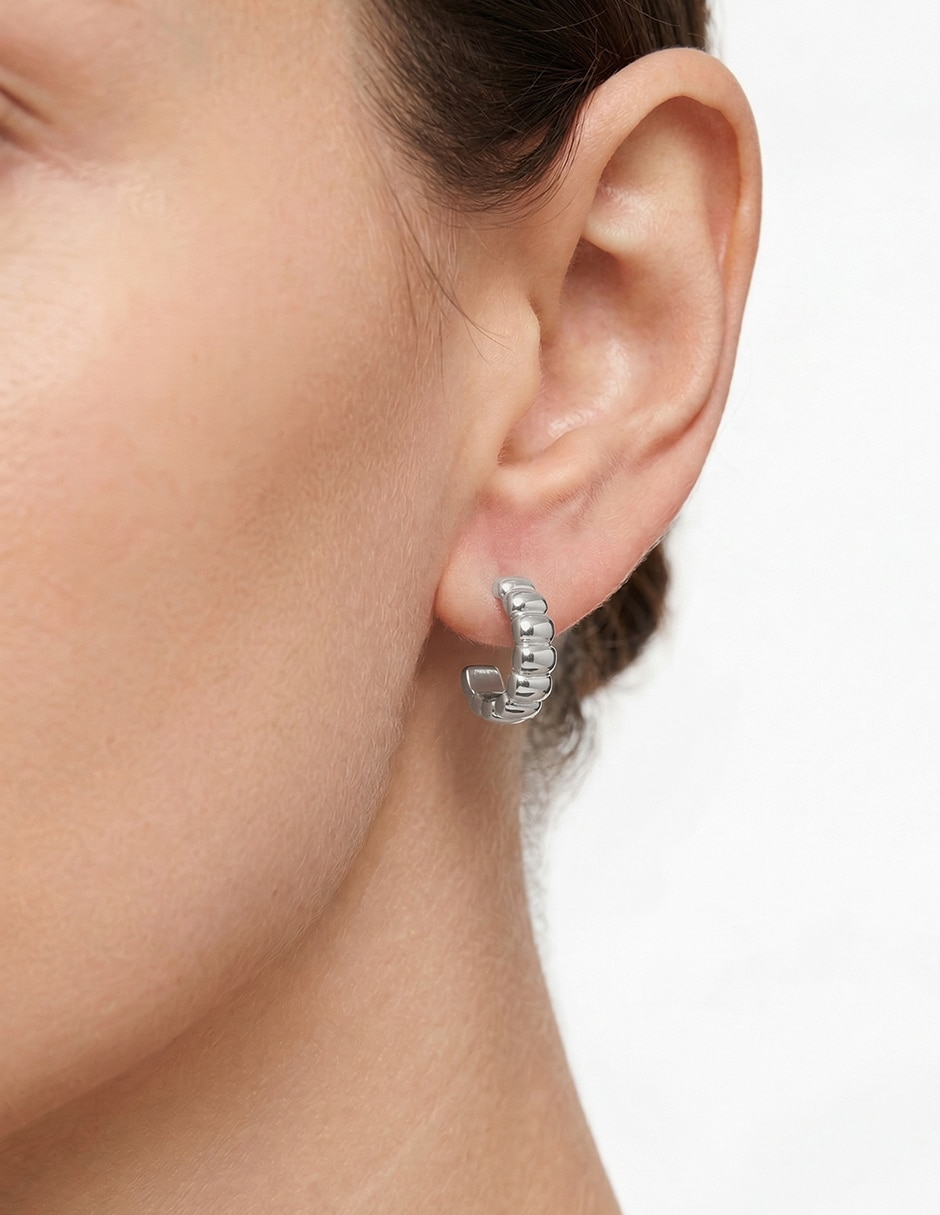 Aretes entrelazado Toggle & Chain con acabado pulido 3