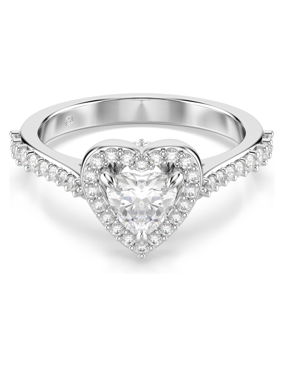 Anillo de corazón brillante