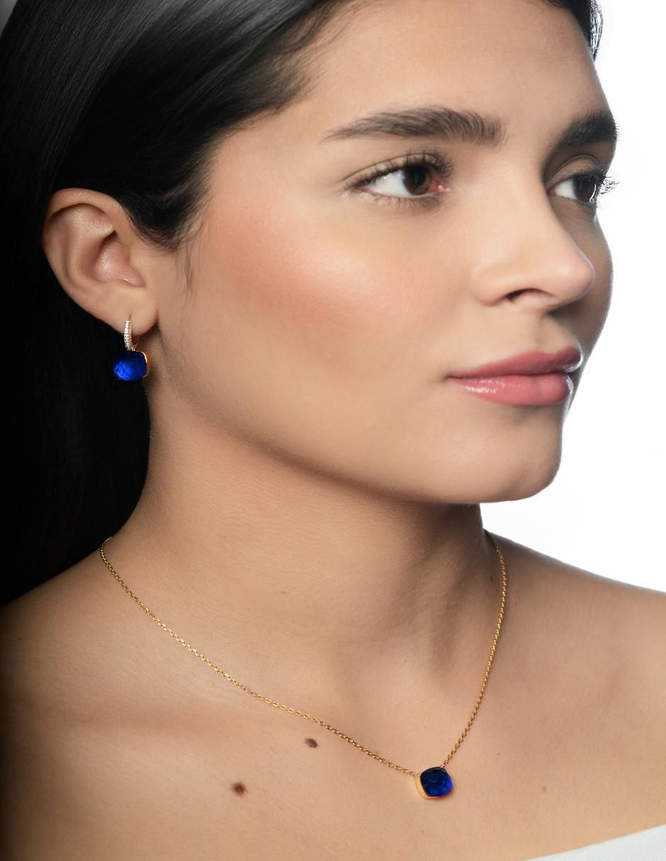 Aretes cuadrados de plata P 925 con acabado chapa de oro zafiro 5