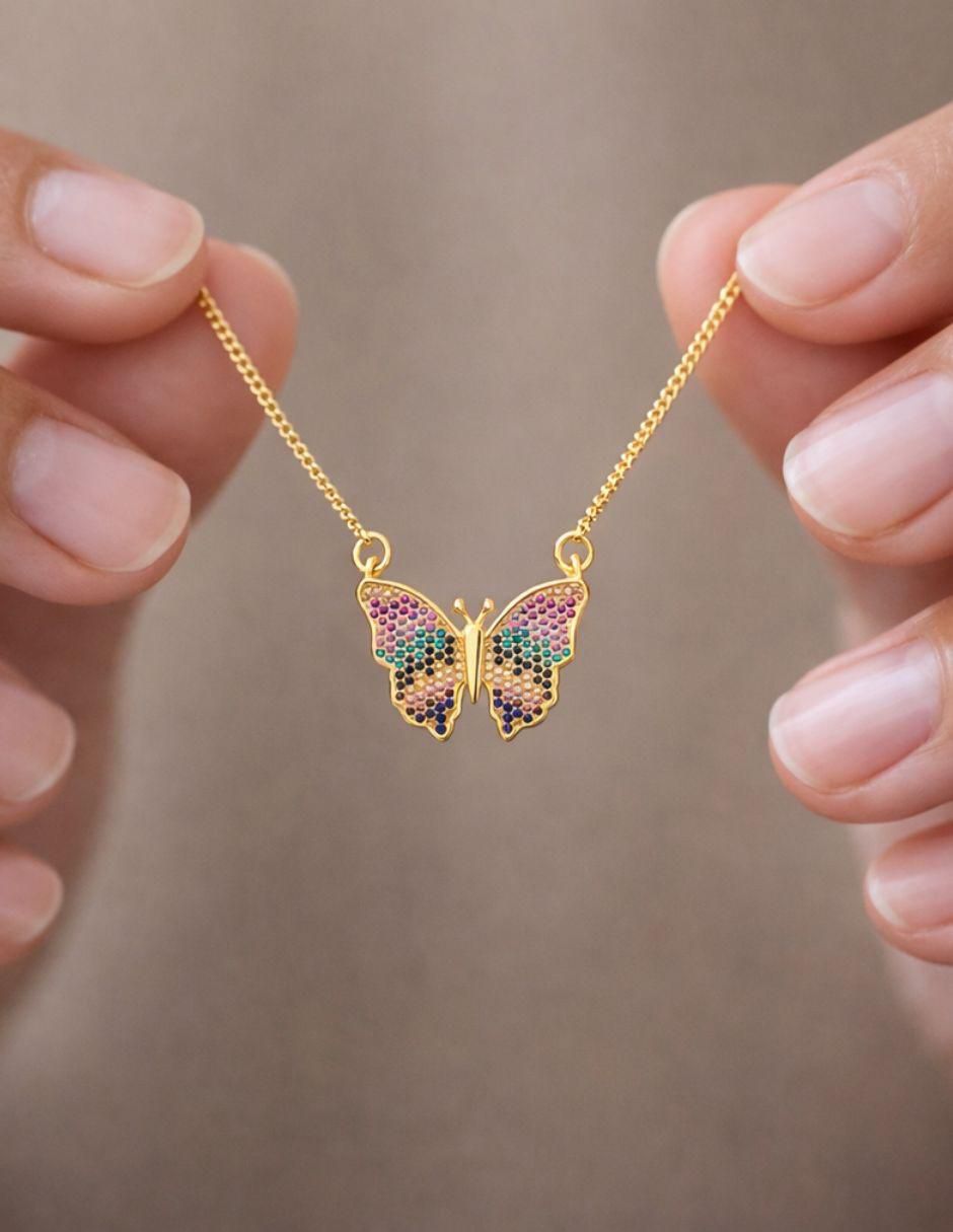 Collar con dije de mariposa Alaria 6