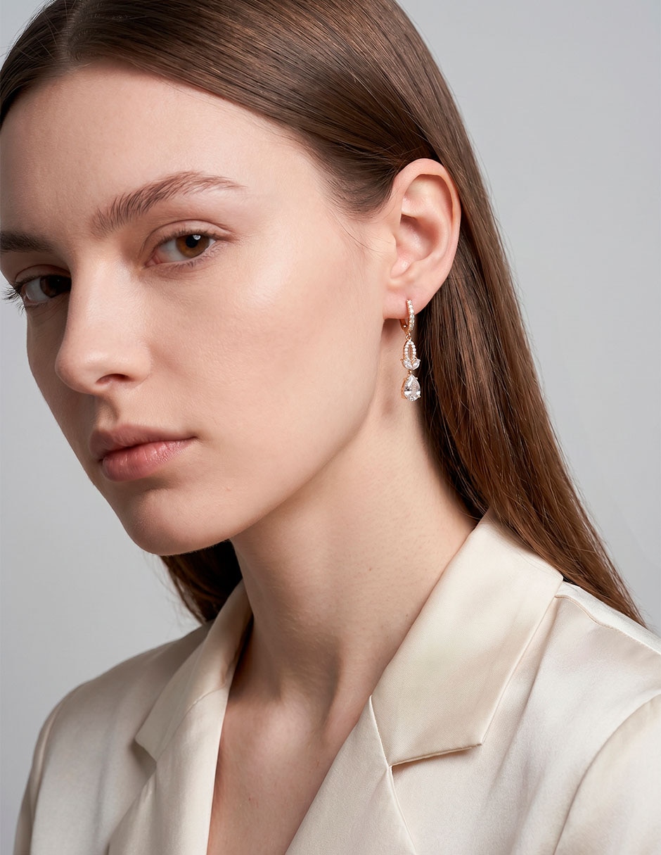 Aretes largos de hoja crystalized garden givenchy con acabado brillante cristal