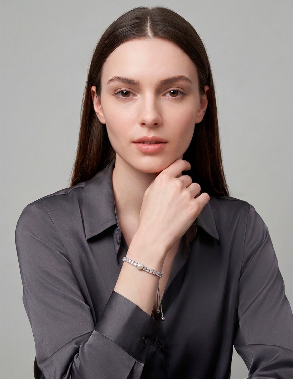 Pulsera Givenchy con acabado brillante