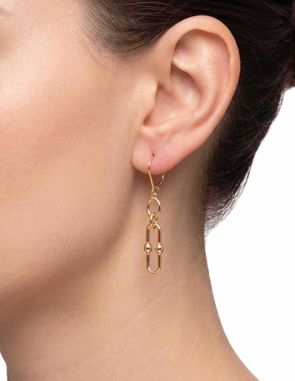 Aretes cortos Sarasota con acabado liso 3