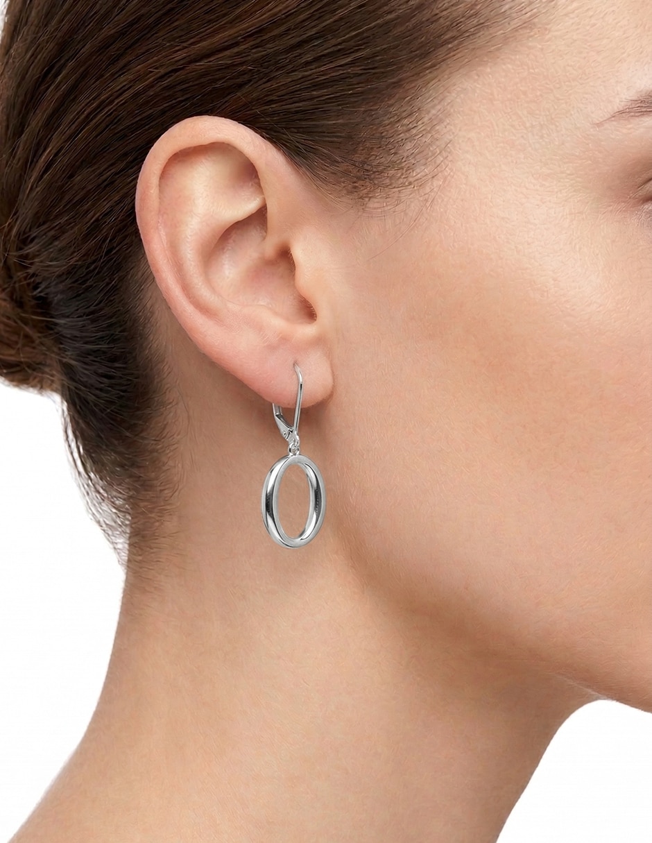 Aretes cortos ovalados Mayport con acabado pulido Aretes cortos ovalados Mayport con acabado pulido