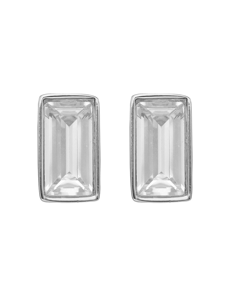 Aretes cortos rectangulares elyse con acabado brillante Aretes cortos rectangulares elyse con acabado brillante